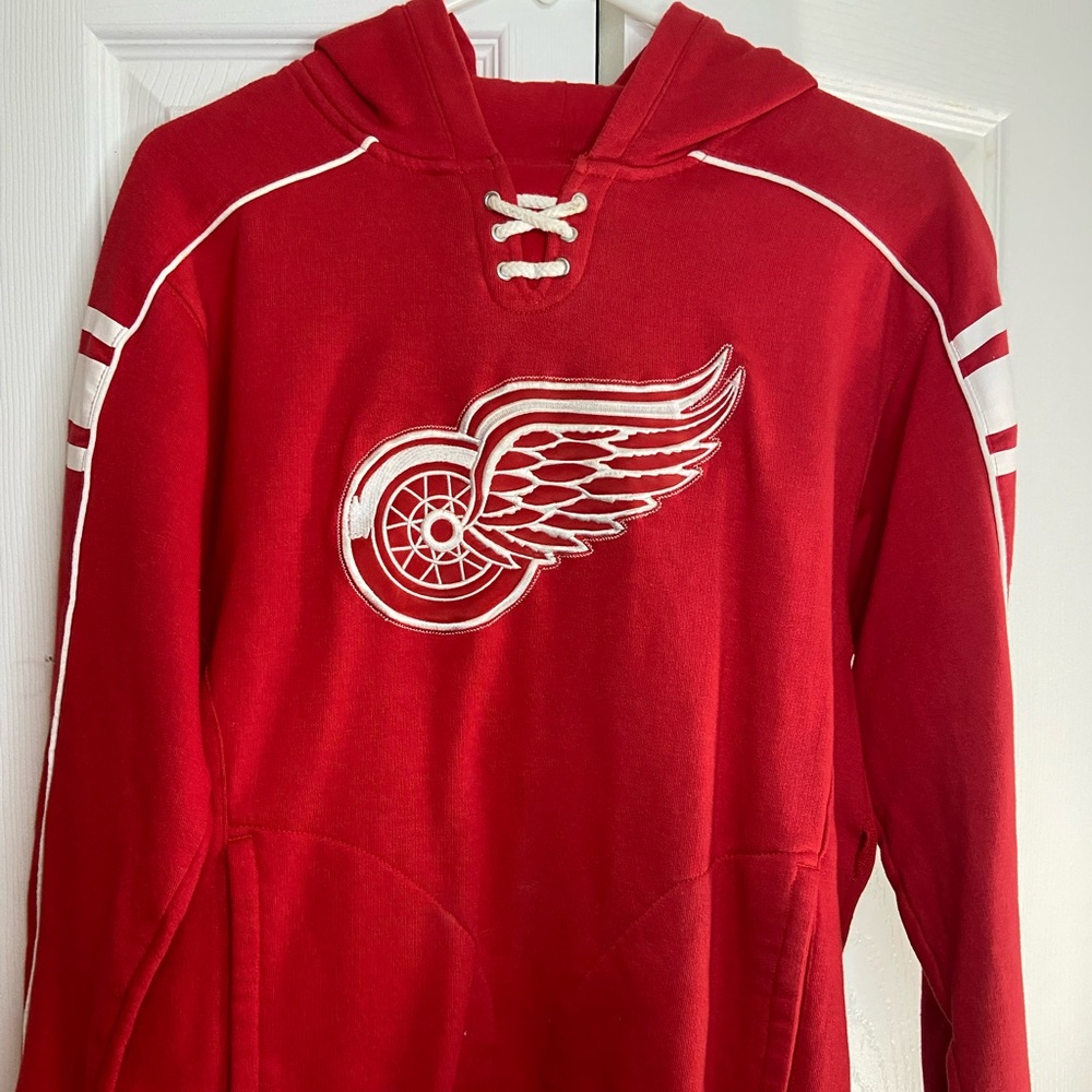 Women’s Red Wing Hoodie